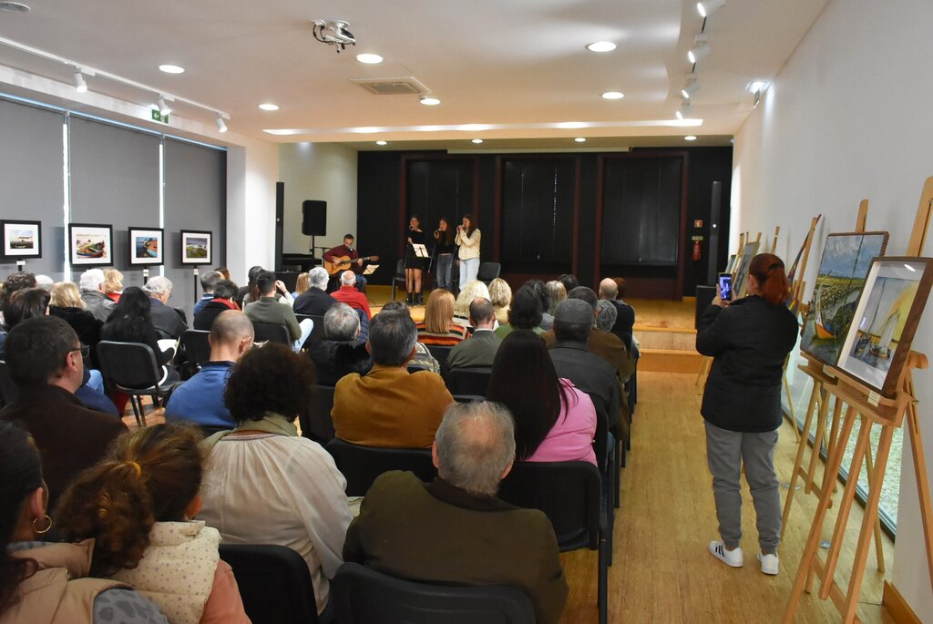  OFICINA DE ARTES RECEBEU ENTREGA DOS PRÉMIOS DOS CONCURSOS DE FOTOGRAFIA E DE JOGOS FLORAIS DA M...