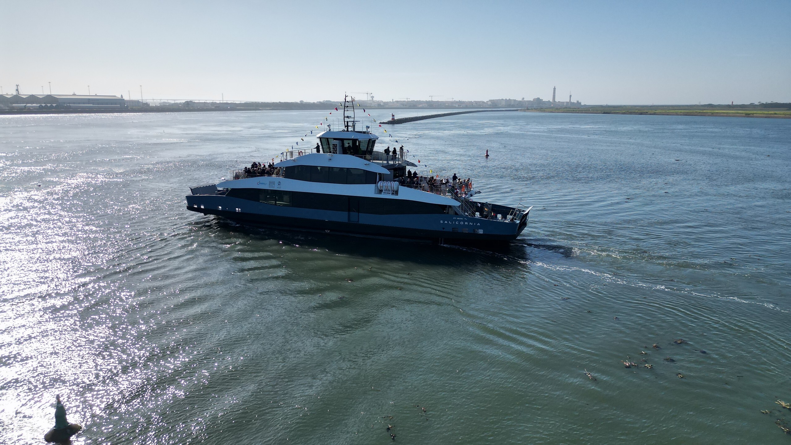 Novo Ferryboat 100% Elétrico “Salicórnia” já navega