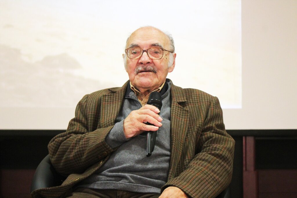 ENCONTRO COM O AUTOR TROUXE À OFICINA DE ARTES O CINEASTA MATOS BARBOSA