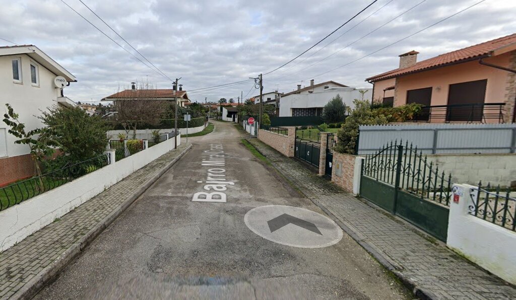 Renovação da rede de abastecimento de água em Alféloas