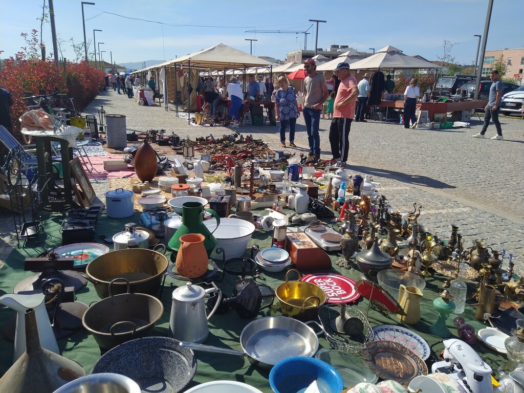Feira de Artesanato e Velharias 