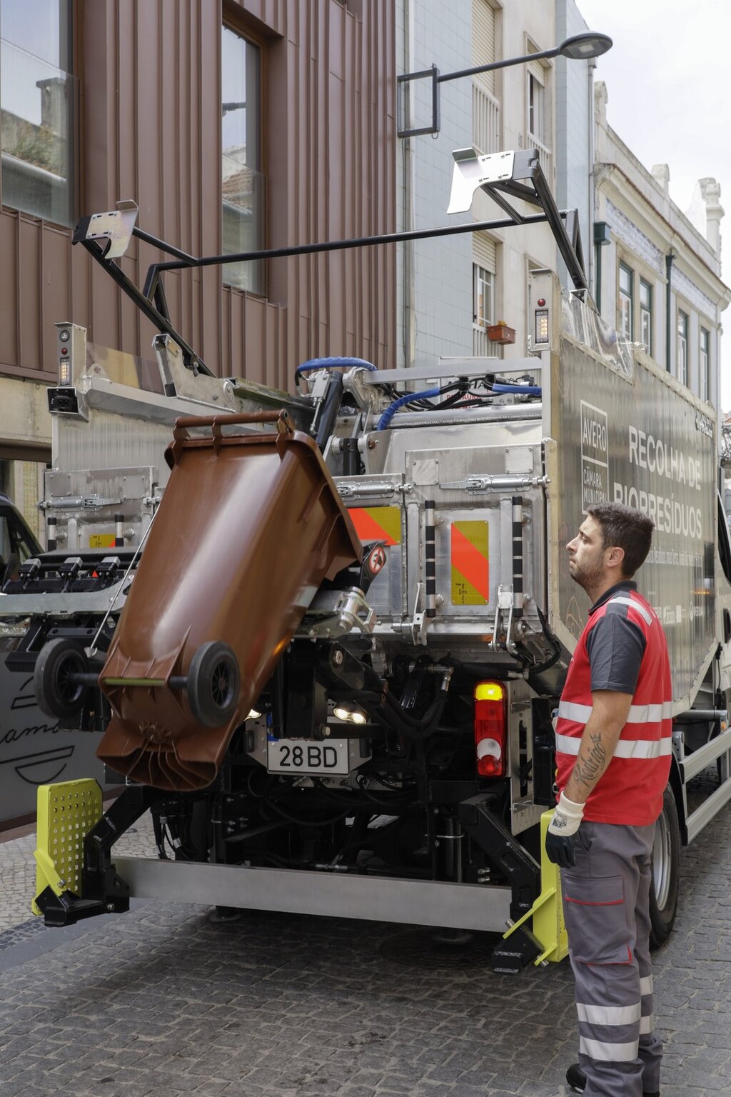 Projeto de compostagem doméstica avança para a terceira fase