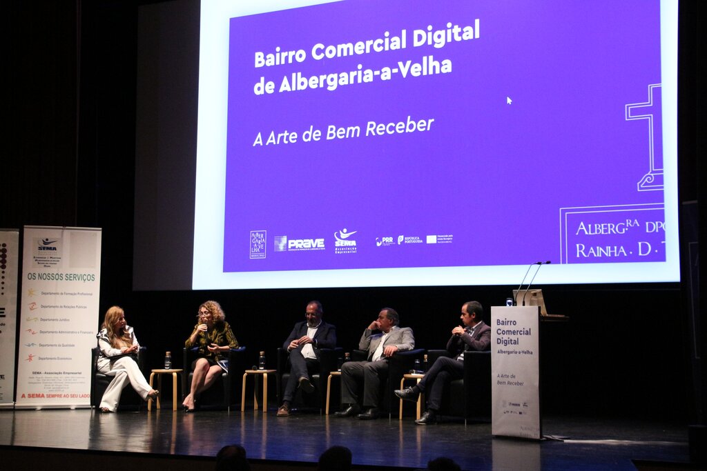 Bairro Comercial Digital arranca em 18 ruas e praças do centro urbano