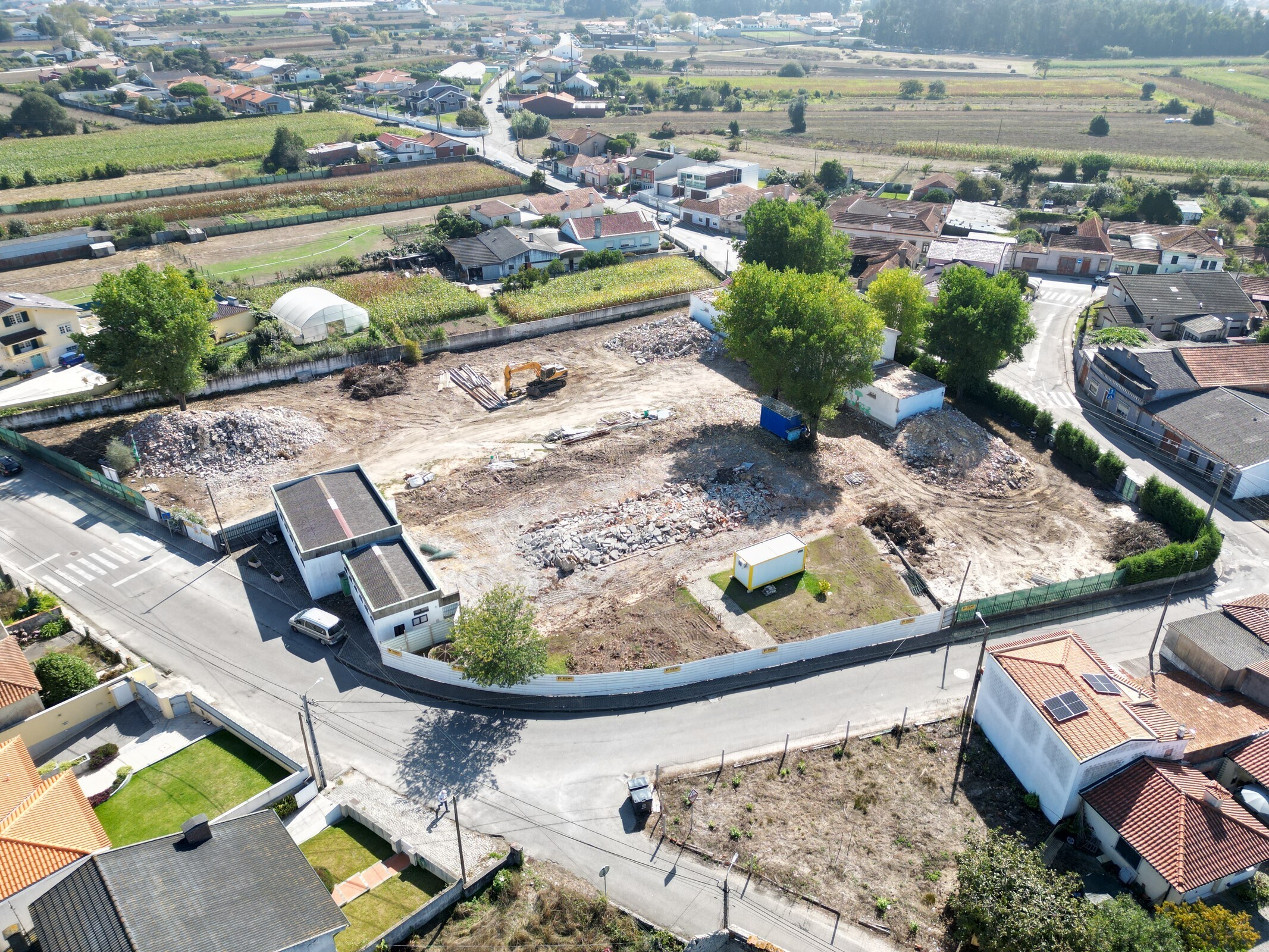 Resolução do Contrato – Requalificação e Ampliação da Escola do Solposto