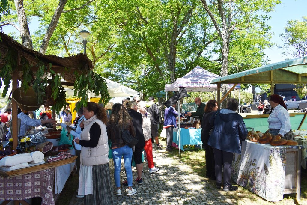 CAIS DO BICO RECEBEU MAIS UMA EDIÇÃO DO MERCADO TRADICIONAL