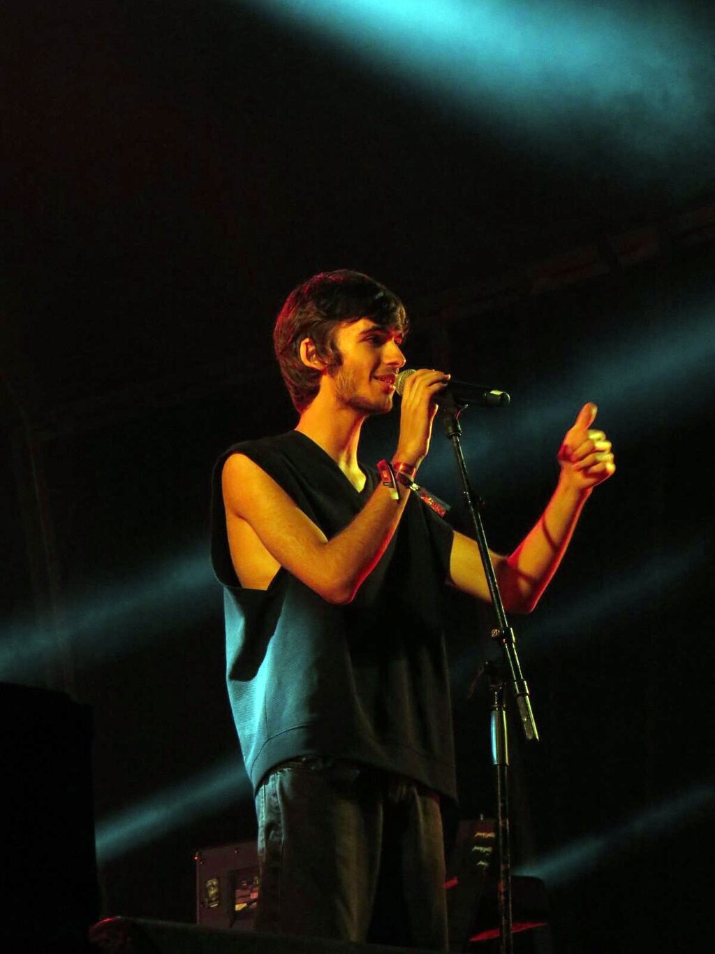 Gonçalo Gomes anima “Às Sextas na Praça”