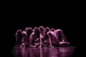 Companhia Jovem de Dança de Ílhavo apresenta GINECEU do coreógrafo Luiz Antunes 