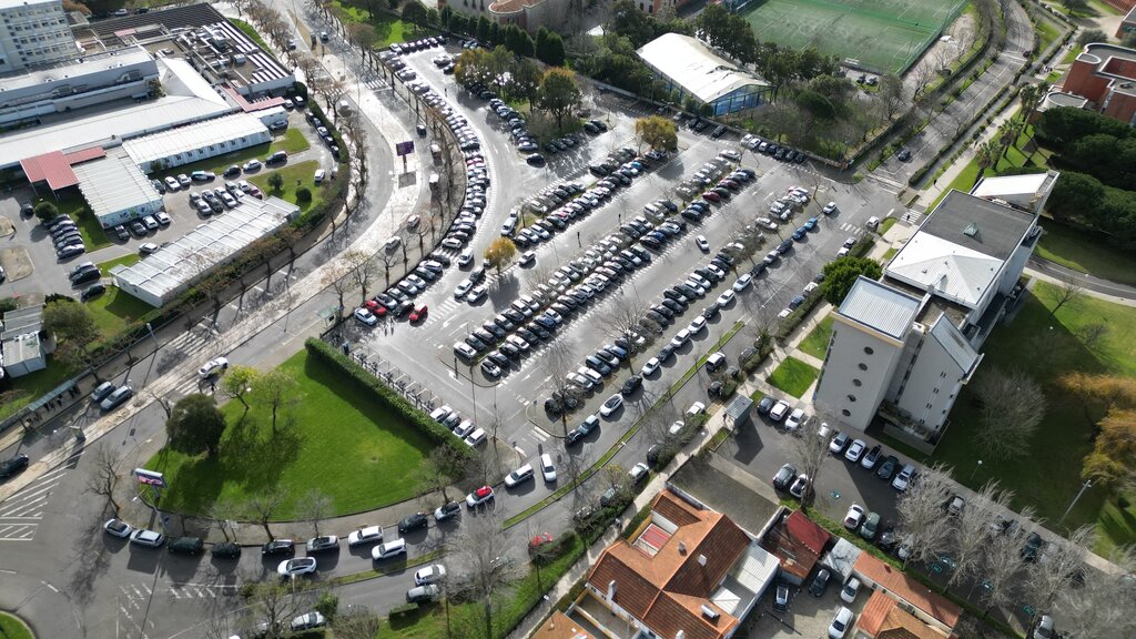 Obra da nova Residência para Estudantes junto à UA