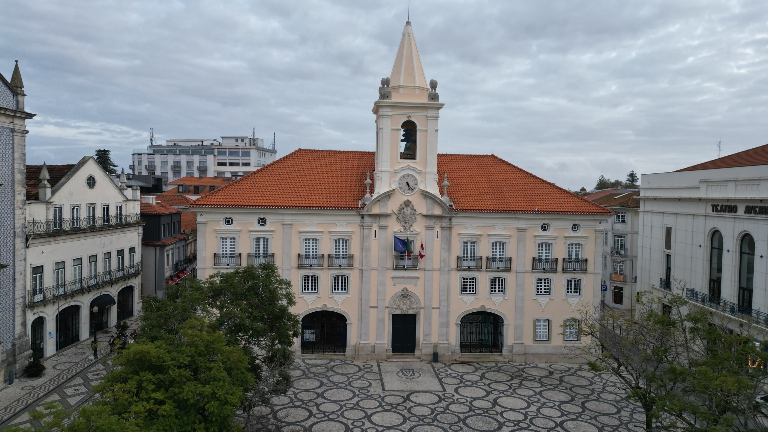 Integração do saldo de 2024 e Revisão Orçamental de 2025