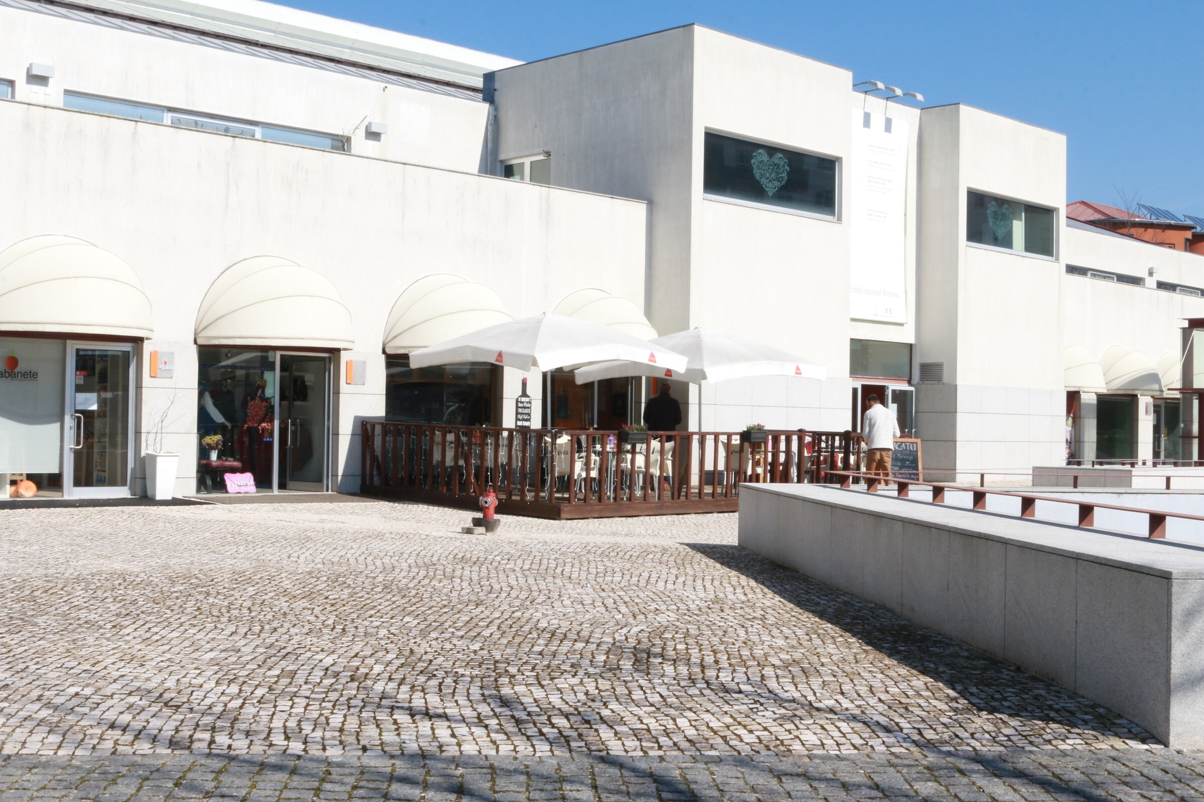 Hasta Pública – atribuição do direito de ocupação de dois lugares de venda – Mercado Manuel Firmino
