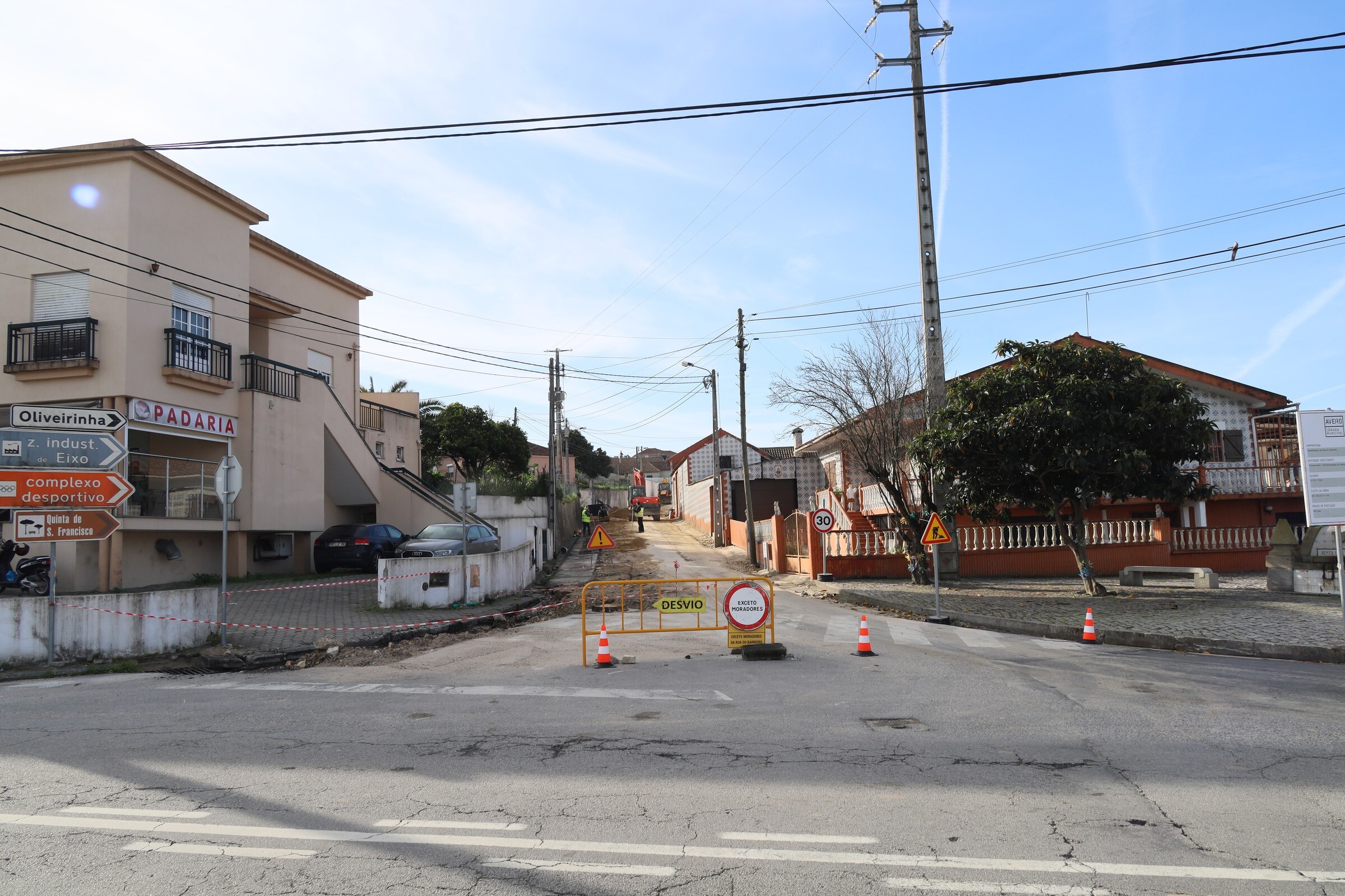 Reabilitação da Rua do Barreiro, Rua do Forno e Travessa do Monte (Freguesia de Eixo e Eirol) 