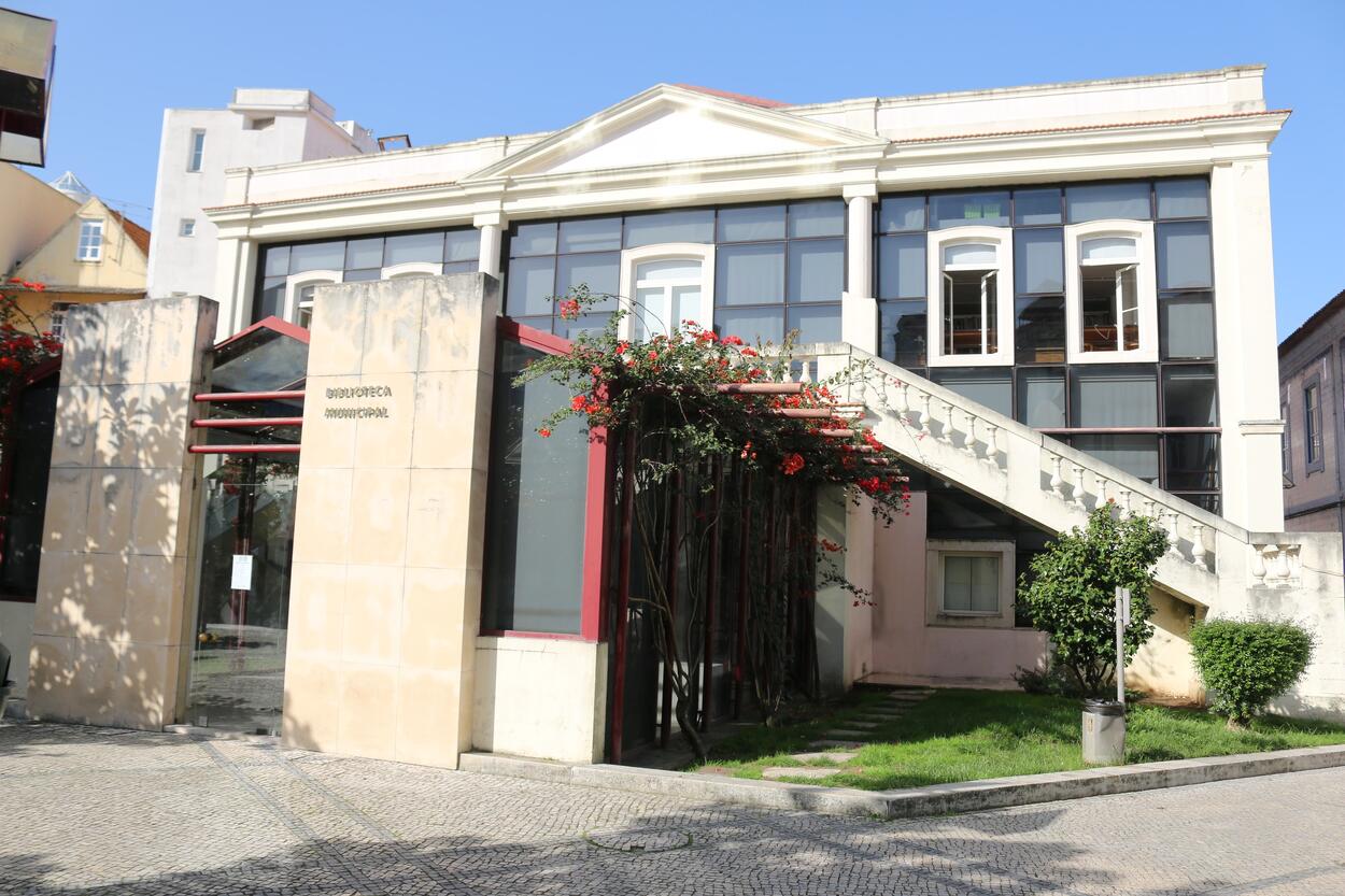 Museu de Arte Cerâmica Contemporânea