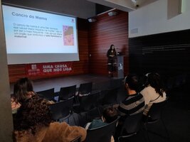 COMUR-MUSEU MUNICIPAL ACOLHEU AÇÃO SOBRE CANCRO DA MAMA