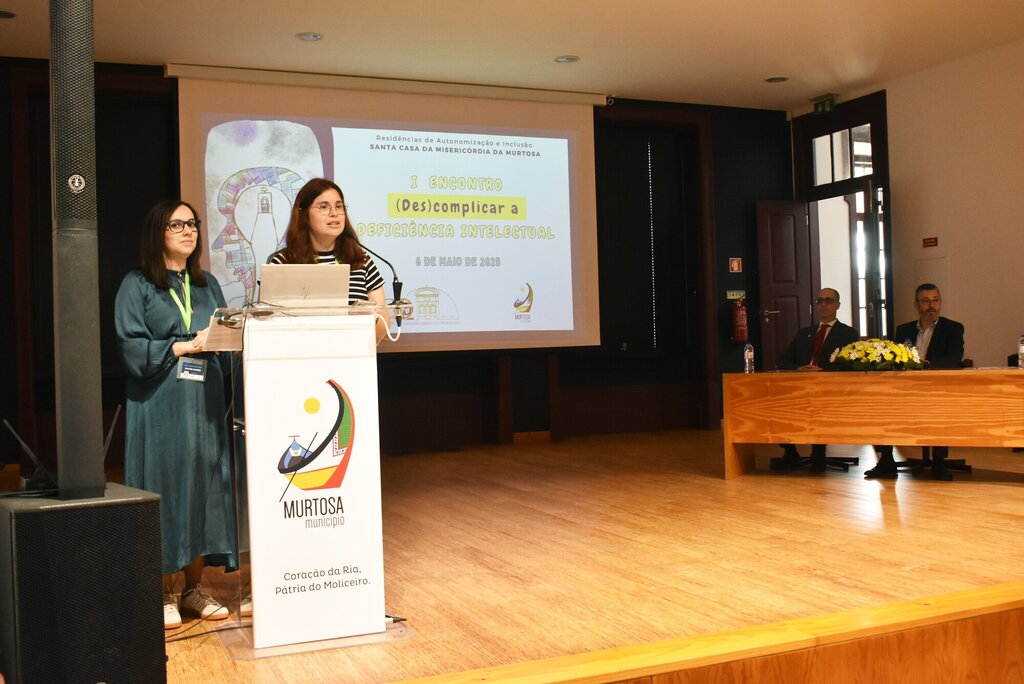  OFICINA DE ARTES RECEBEU O 1º ENCONTRO "(DES)COMPLICAR A DEFICIÊNCIA INTELECTUAL"