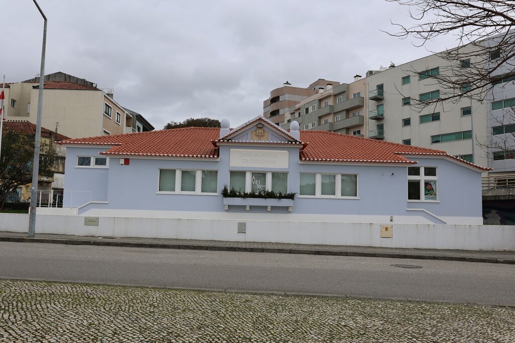 Concurso internacional para serviços de limpeza em espaços municipais e unidades de saúde