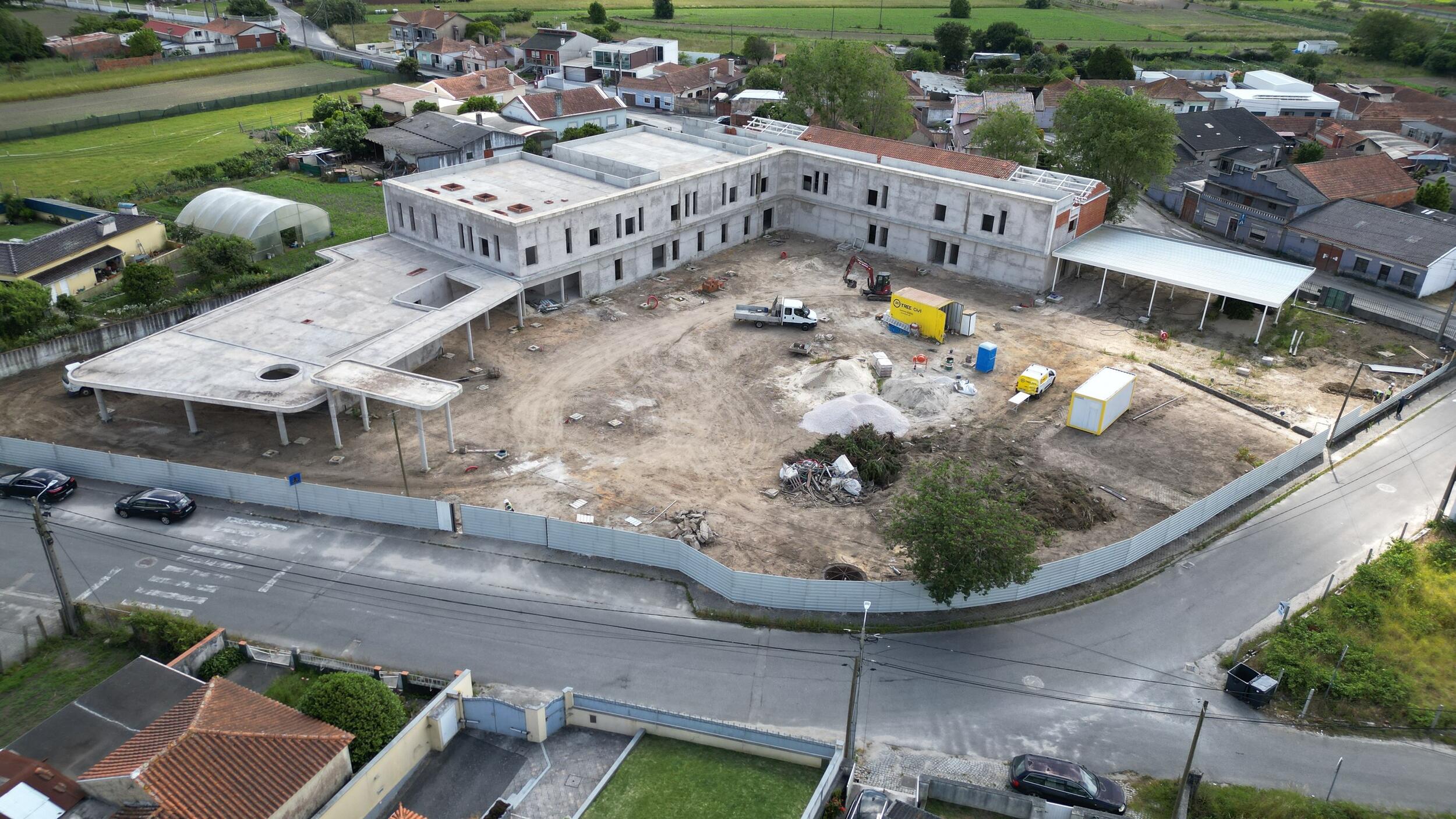 Escola do Solposto: segunda fase da obra