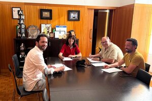 Cedência de escolas de Espairo e São Lourenço do Bairro