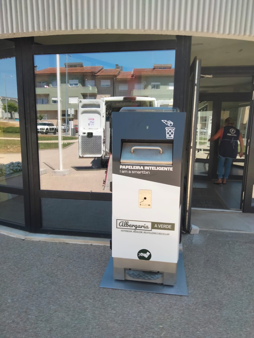 Município instala Papeleiras Inteligentes