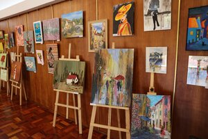 Alunos da Universidade Sénior expõem trabalhos