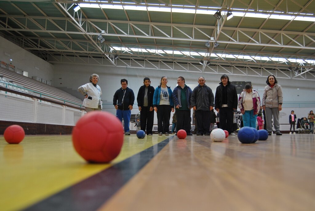 Projeto de desporto adaptado com mais de três dezenas de participantes nos primeiros meses de ati...