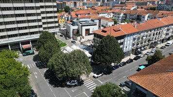 Tribunal rejeita providência cautelar da Pastelaria Latina contra alienação de terreno pela Câmar...