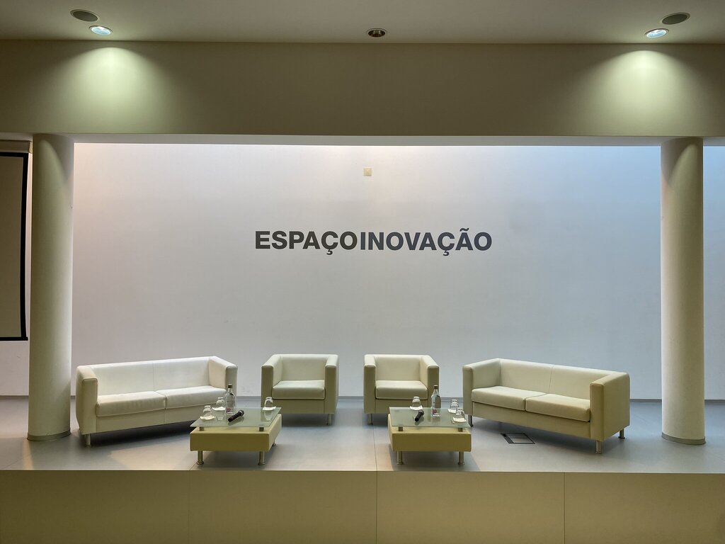 Victor Pereira apresenta novo livro no Espaço Inovação