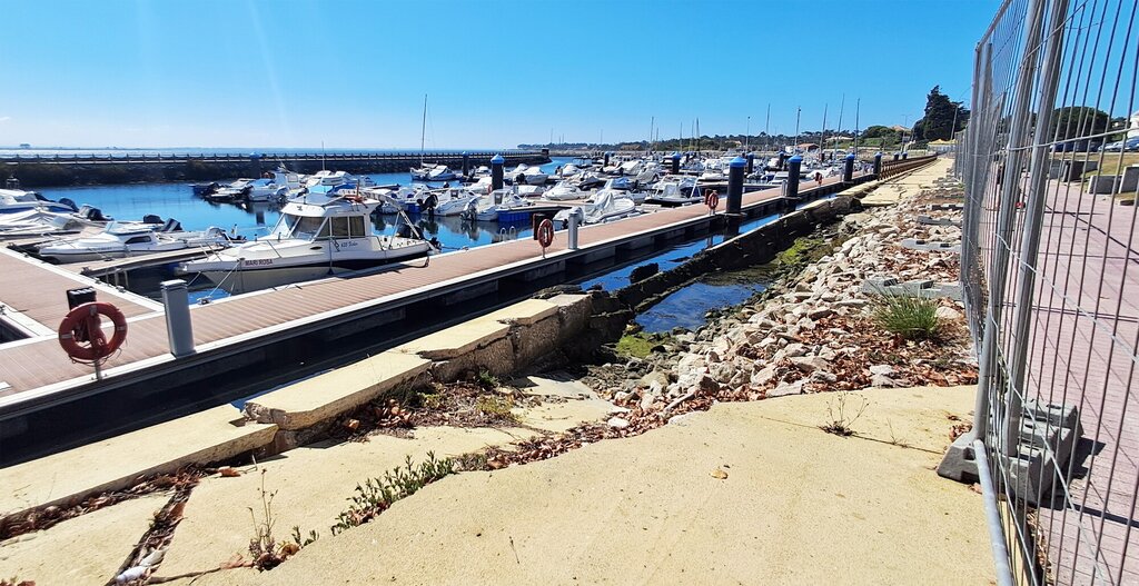 LANÇAMENTO DO CONCURSO PÚBLICO DA REABILITAÇÃO DO MURO DE CONTENÇÃO MARGINAL NA FRENTE URBANA DA ...