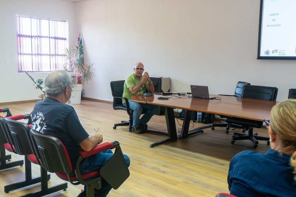 Sessões de esclarecimento sobre o Regulamento Municipal de Gestão de Vegetação no Interior de Áre...