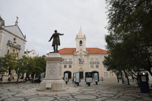 Concessão de Espaço Público para Publicidade – Incumprimento Contratual pela Dreammedia