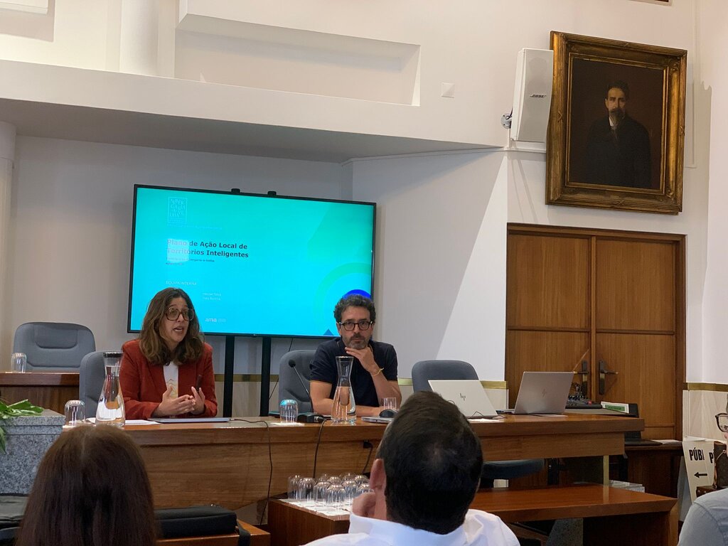  Albergaria-a-Velha é o primeiro Município da Comunidade Intermunicipal da Região de Aveiro a apr...