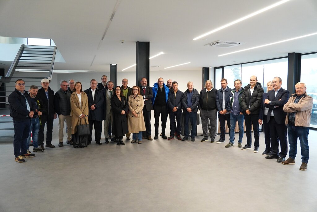 Município inaugura novo arruamento na Zona Industrial de Albergaria-a-Velha e reforça estratégia ...