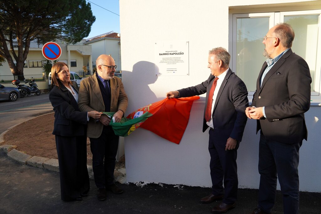 Ministro das Infraestruturas e Habitação inaugurou requalificação do Bairro de Napoleão