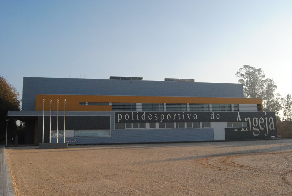 Pavilhão Polidesportivo de Angeja assaltado