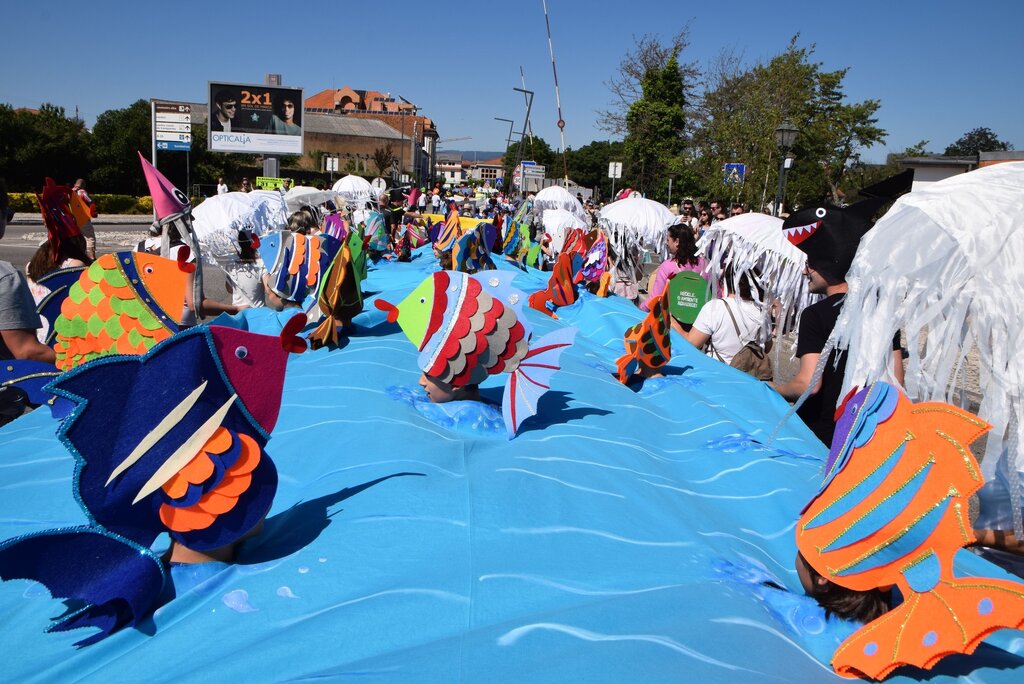 Parada da Primavera alertou comunidade para a proteção do ambiente