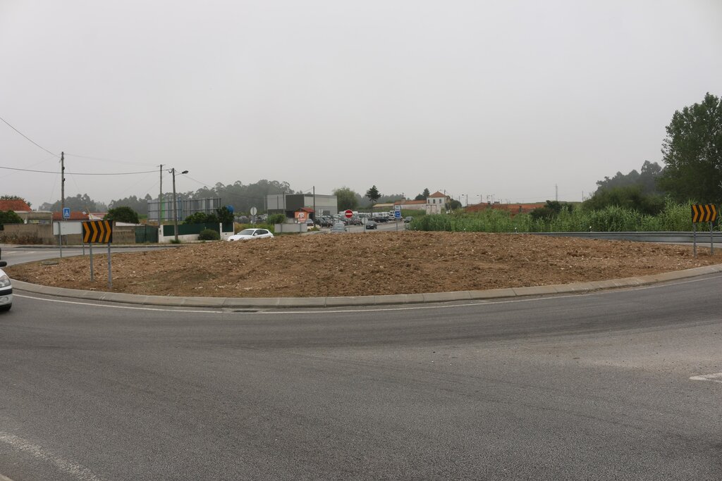 AMBIENTE: REQUALIFICAÇÃO DE TRÊS ROTUNDAS