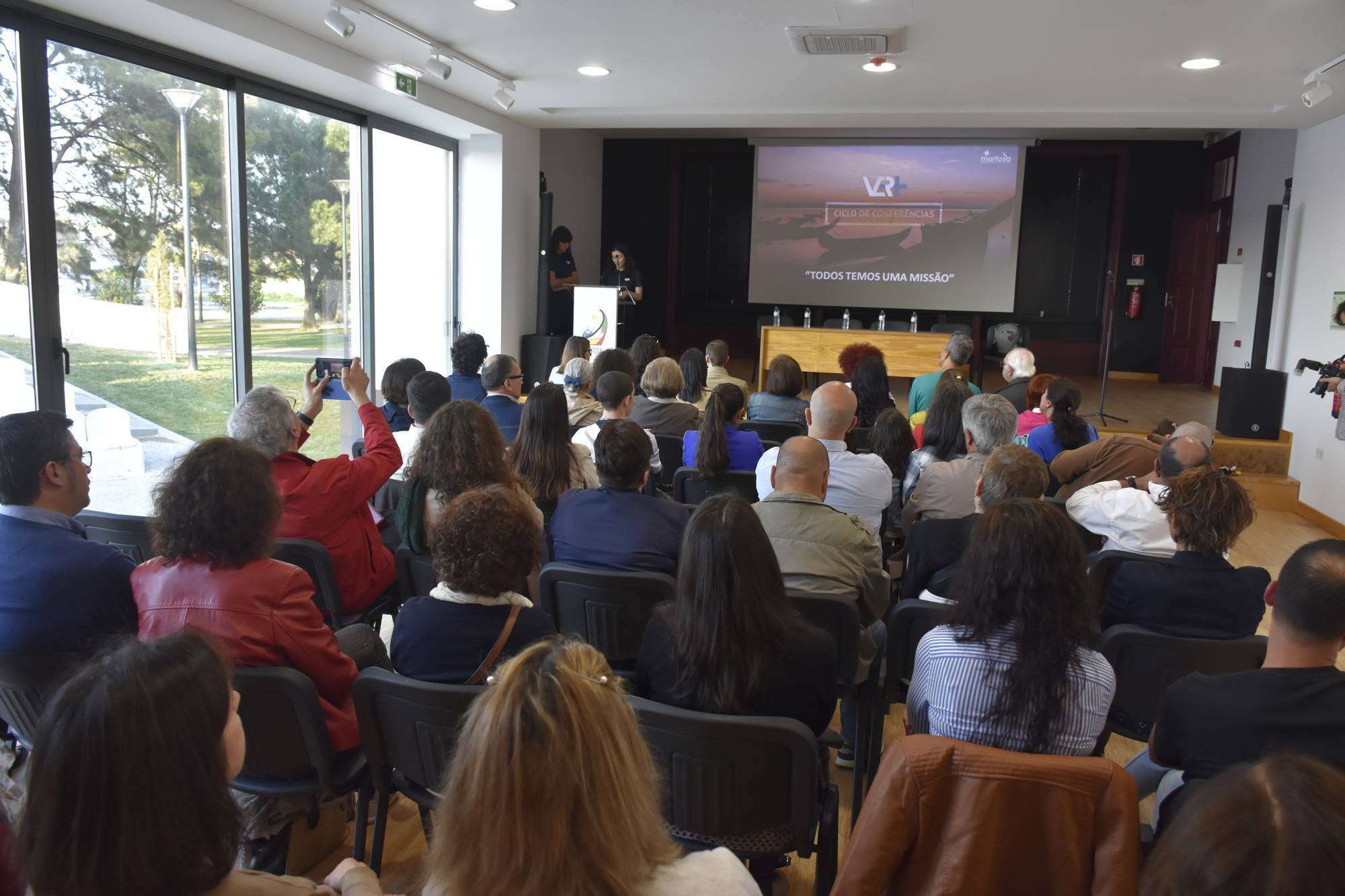 OFICINA DE ARTES RECEBEU A PALESTRA “TODOS TEMOS UMA MISSÃO”