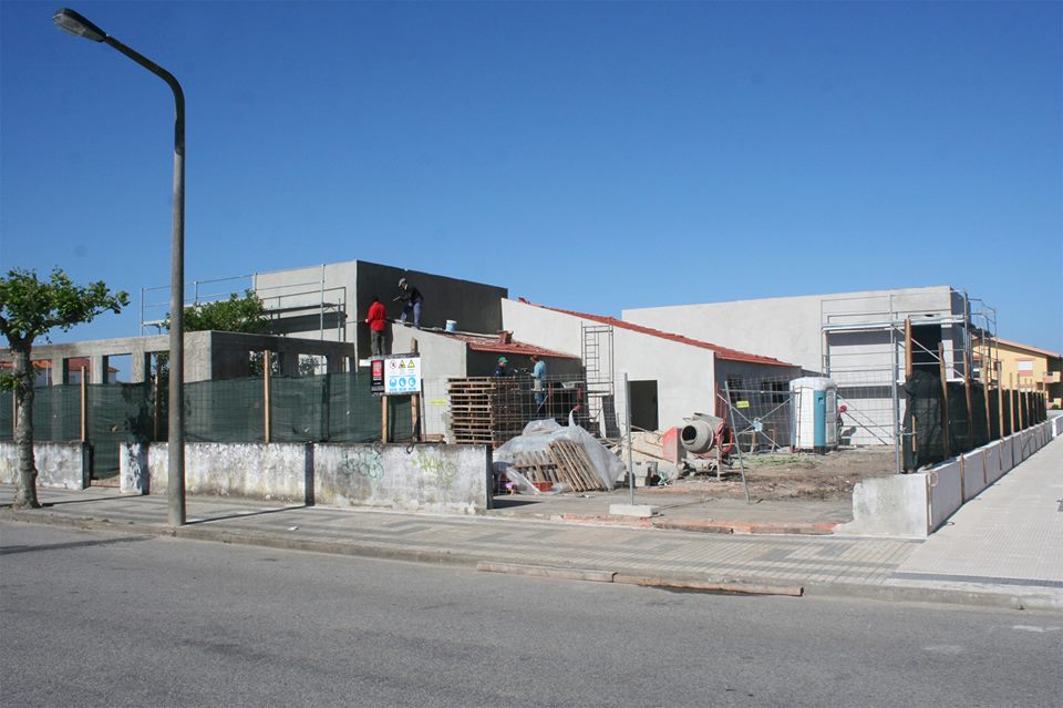 INICIADA A CONSTRUÇÃO DA "CASA DO PESCADOR" NA TORREIRA