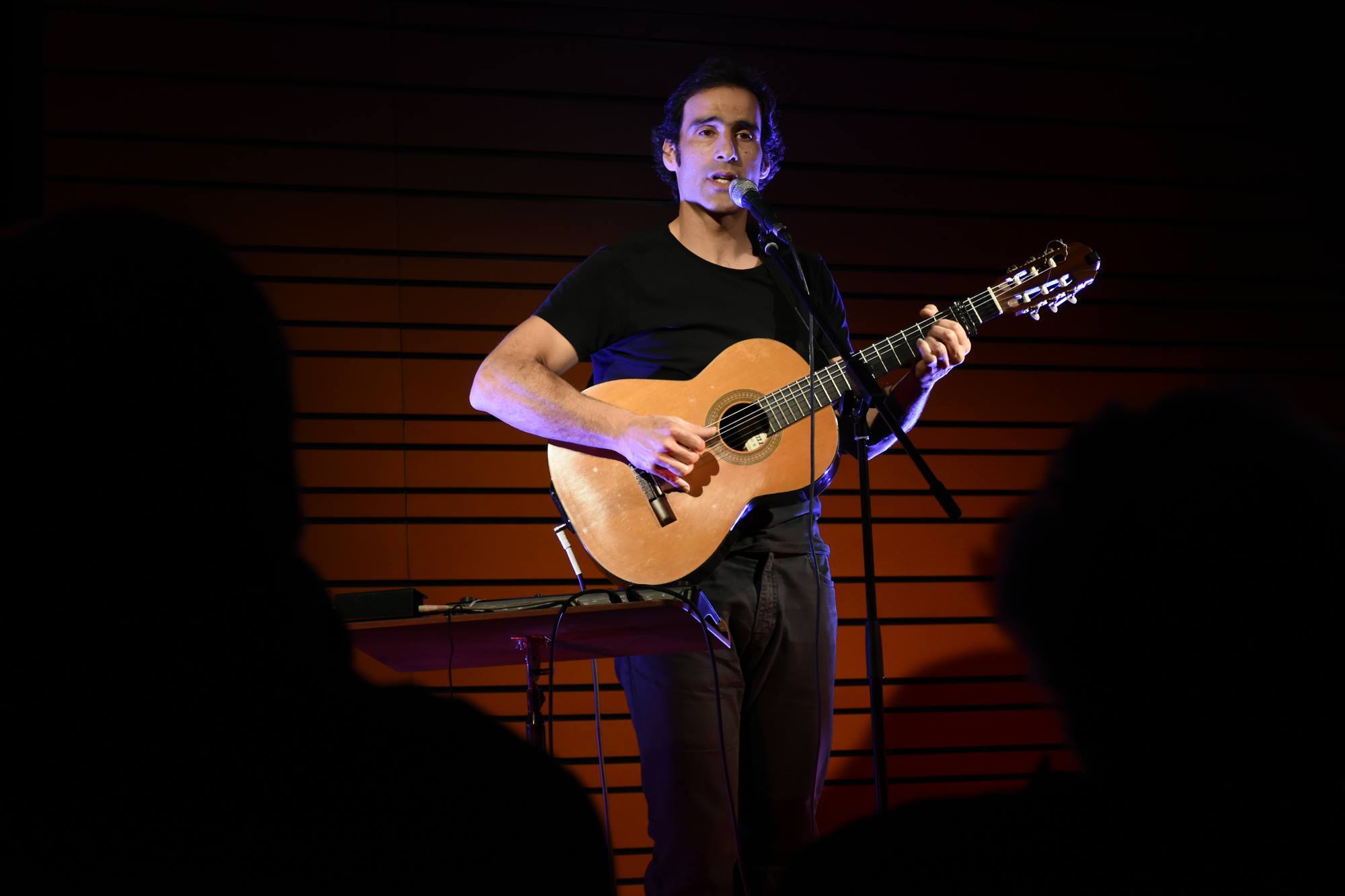 RUI OLIVEIRA TROUXE AS “CANÇÕES DE ABRIL” À COMUR-MUSEU MUNICIPAL DA MURTOSA