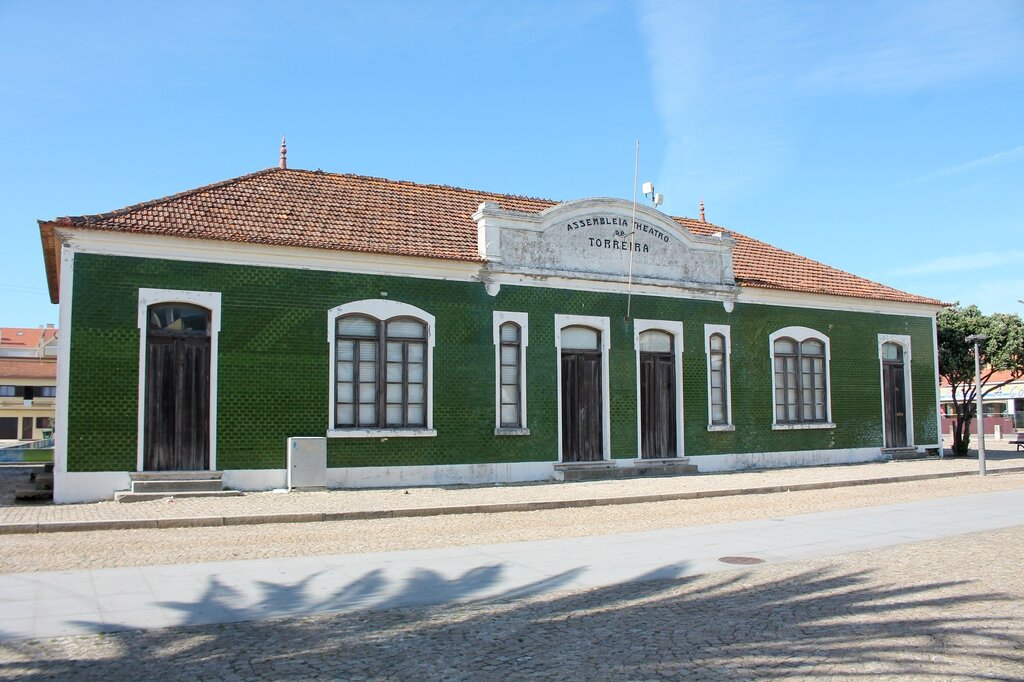 LANÇADO O CONCURSO PÚBLICO DA EMPREITADA DE REABILITAÇÃO E AMPLIAÇÃO DA ASSEMBLEIA THEATRO DA TOR...