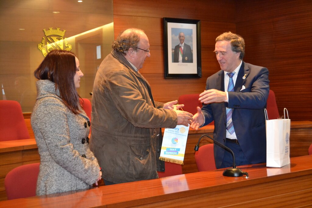 Parceria entre Câmara Municipal e Rotary Club reconhecida