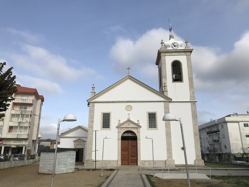 Município financia restauro de retábulos e altares da Igreja Matriz de Oliveira do Bairro