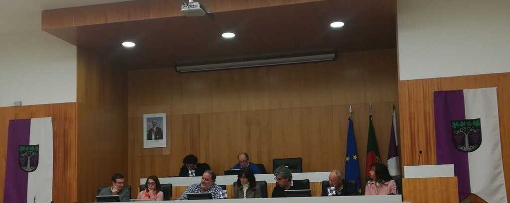 ASSEMBLEIA MUNICIPAL DE ANADIA APROVA CONTRAÇÃO DE EMPRÉSTIMO