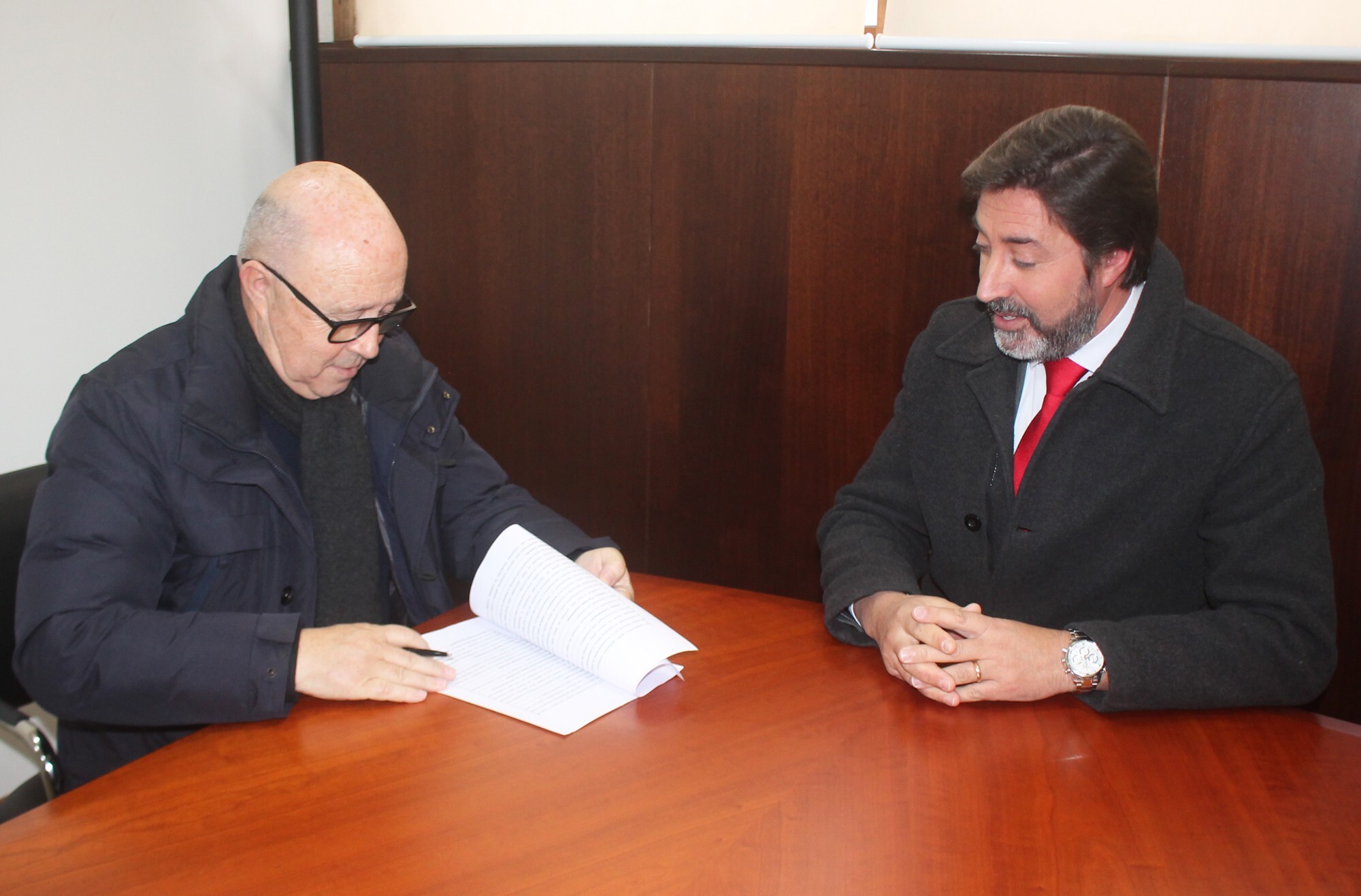 ASSINADO O CONTRATO DA OBRA DE AMPLIAÇÃO DO ESTALEIRO MUSEU DA PRAIA DO MONTE BRANCO