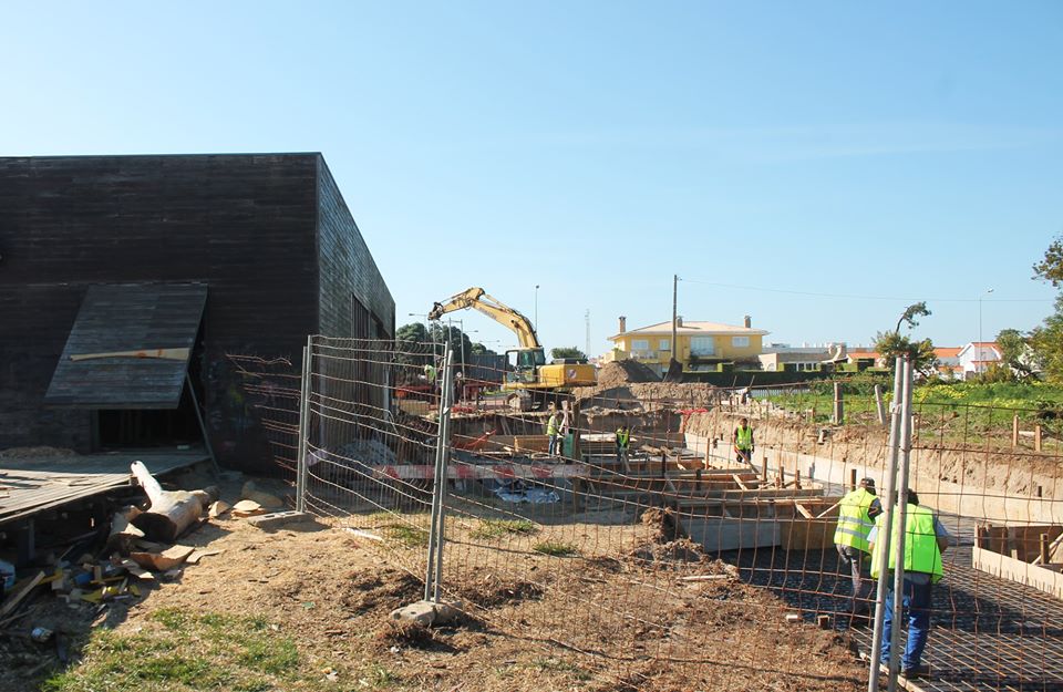INICIADA A EMPREITADA DE REABILITAÇÃO E AMPLIAÇÃO DO ESTALEIRO MUSEU DA PRAIA DO MONTE BRANCO