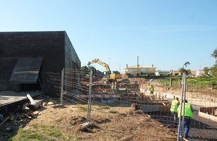 INICIADA A EMPREITADA DE REABILITAÇÃO E AMPLIAÇÃO DO ESTALEIRO MUSEU DA PRAIA DO MONTE BRANCO
