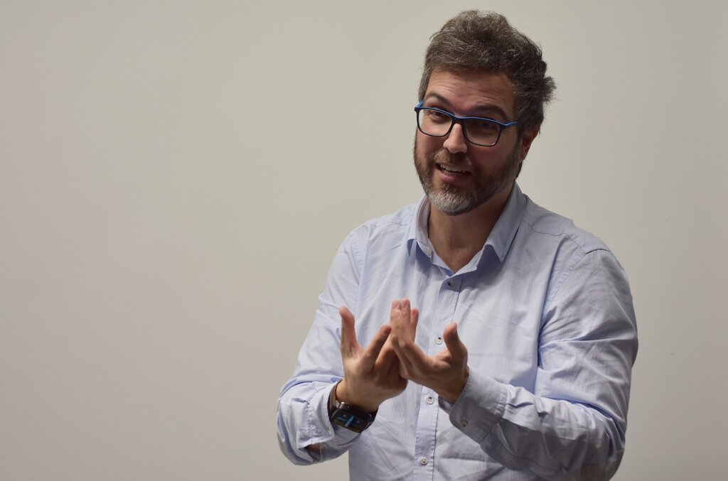 “ENCONTRO COM O AUTOR” TROUXE PEDRO CHAGAS FREITAS À CASA DAS GERAÇÕES