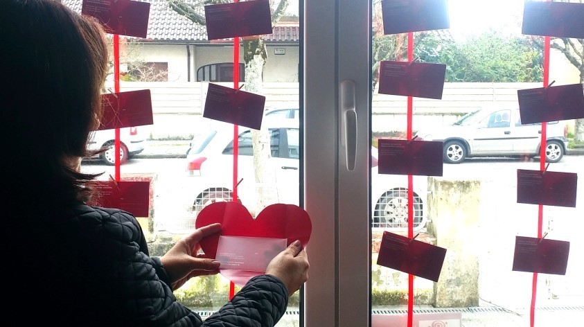 Município distribui corações no Dia Nacional do Doente Coronário