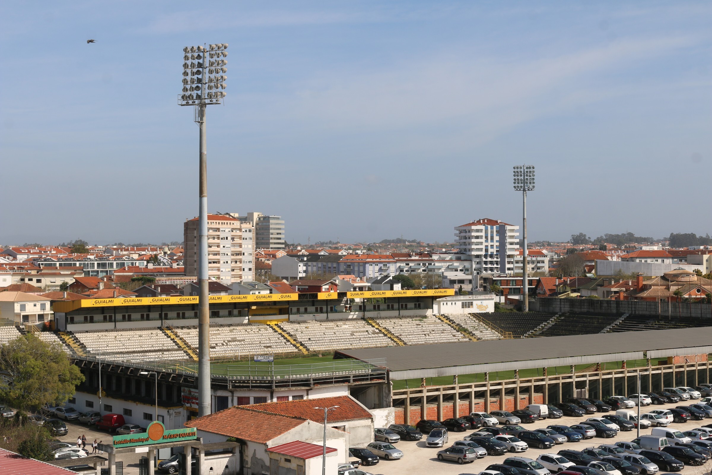 INÍCIO DA DEMOLIÇÃO DO ANTIGO ESTÁDIO MÁRIO DUARTE