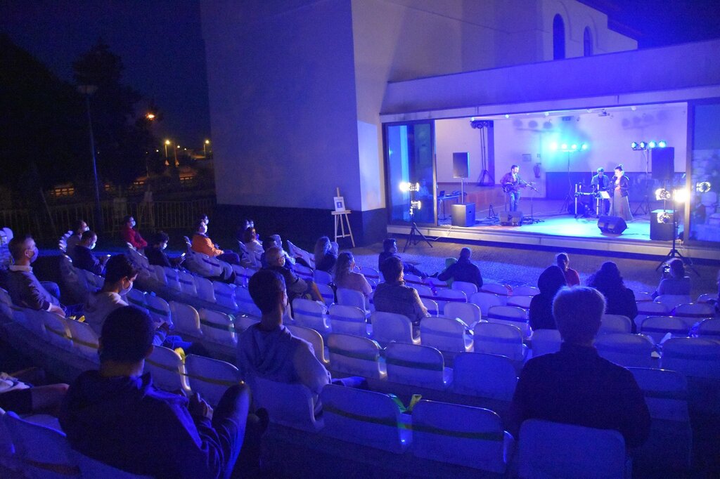 TIAGO AMADOR & AMIGOS ABRIRAM O CICLO "QUINTAS DAS ARTES"