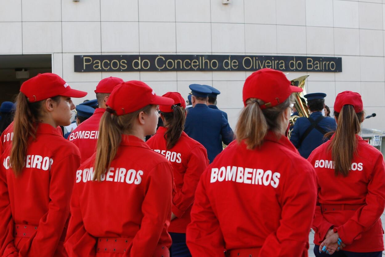 Município vai apoiar bombeiros da corporação de Oliveira do Bairro